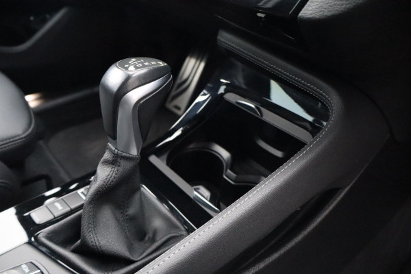 BMW X1 XDrive25e M-Sport Automaat 220 Pk / Nav / Climate / Cruise / Led / Lichtmetaal.