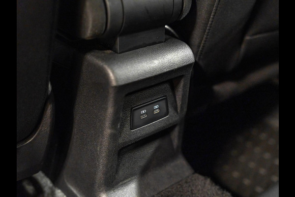 Audi Q2 35 TFSI 150PK S-Tronic, Facelift, Apple Carplay, Cruise, Clima, Multistuur, PDC, Android, Bluetooth/Tel, Voll Onderhouden