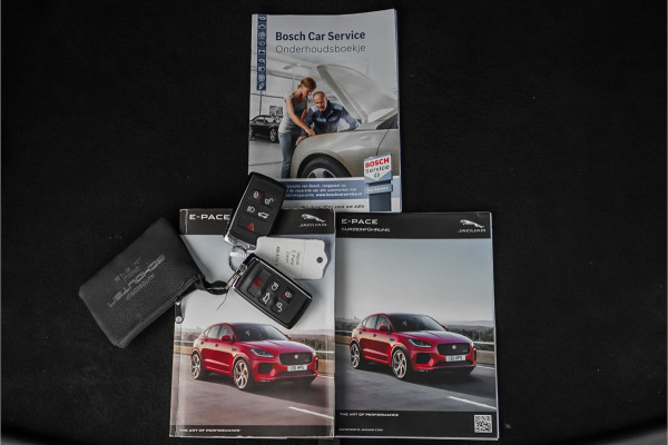 Jaguar E-Pace 2.0 P250 AWD HSE R-Dynamic CarPlay Trekhaak Camera 19"