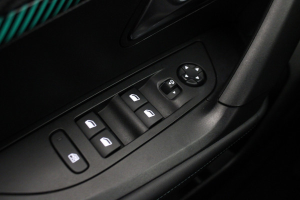 Peugeot 2008 1.2 PureTech Allure Pack |Carplay|Half leer|