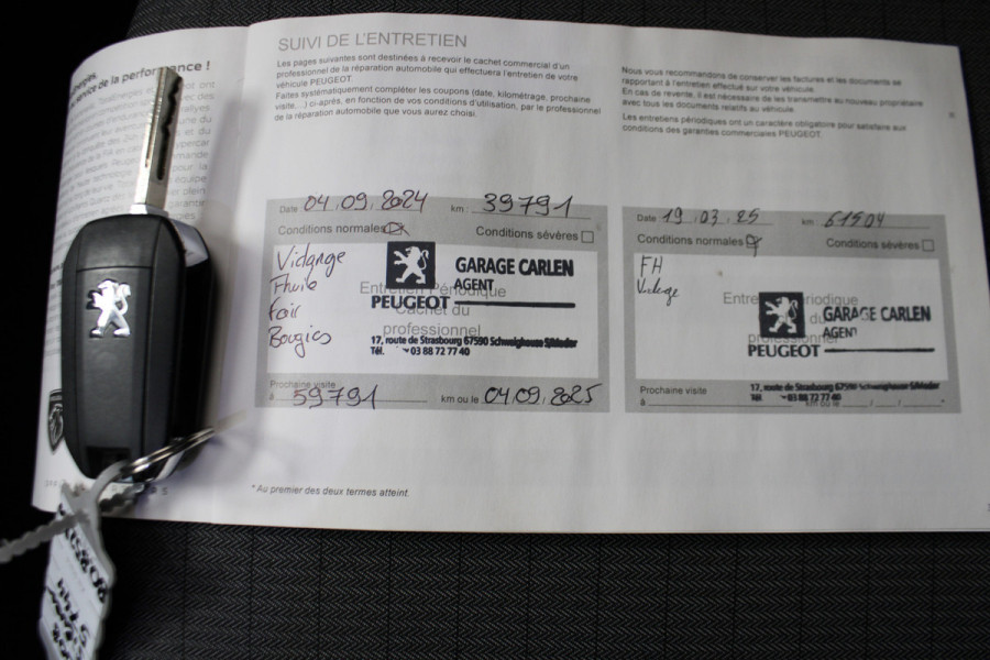 Peugeot 2008 1.2 PureTech Allure Pack |Carplay|Half leer|