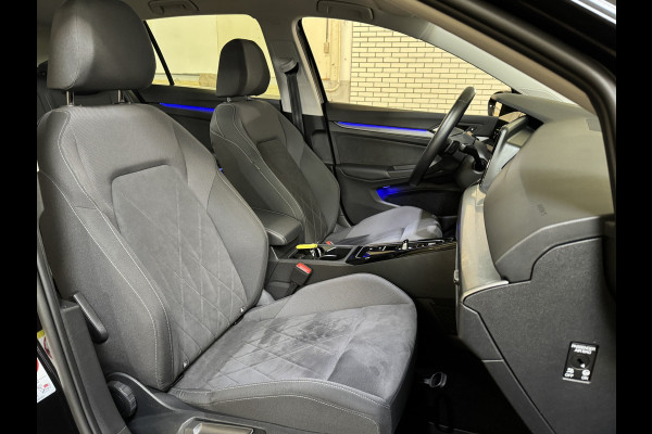 Volkswagen Golf 1.4 eHybrid 204PK DSG STYLE CAMERA/ALCANTARA/CARPLAY