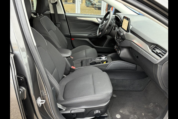 Ford FOCUS Wagon 1.0 EcoBoost Titanium Business | Winter pakket | Achteruitrijcamera | Cruise control adaptief | Dealer onderhouden |
