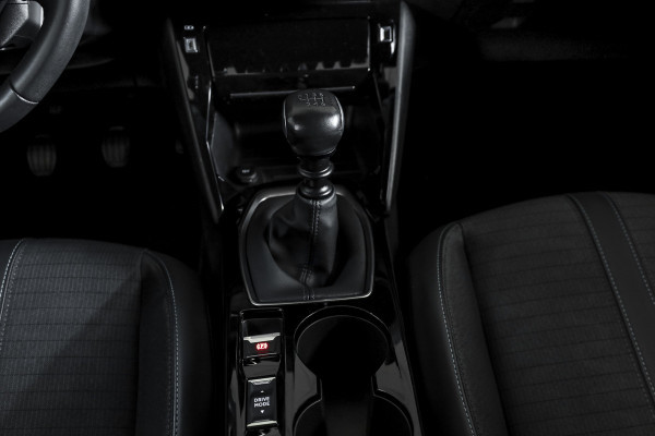 Peugeot 208 1.2 PureTech 100 PK Allure | Cruise | Stoelverw. | PDC | Camera | App. Connect | ECC | DAB | LM 16" |