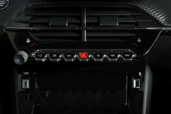 Peugeot 208 1.2 PureTech 100 PK Allure | Cruise | Stoelverw. | PDC | Camera | App. Connect | ECC | DAB | LM 16" |