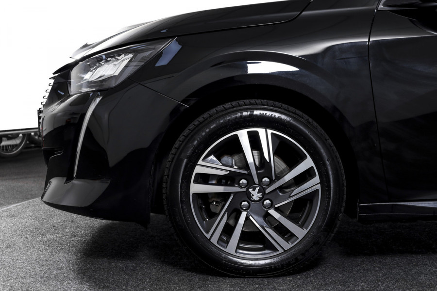Peugeot 208 1.2 PureTech 100 PK Allure | Cruise | Stoelverw. | PDC | Camera | App. Connect | ECC | DAB | LM 16" |