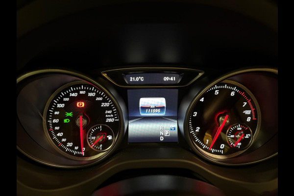 Mercedes-Benz CLA-Klasse Shooting Brake 180 AMG STYLING-CAMERA-TREKHAAK-SFEER-COMPLEET