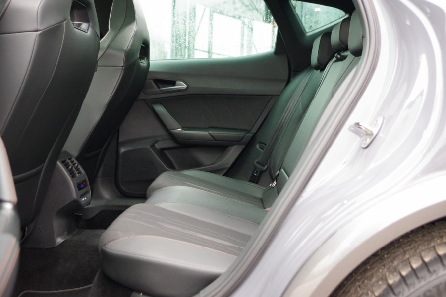 CUPRA Formentor 1.4 e-Hybrid 245 PK VZ Copper Edition PHEV, Panoramadak, Memory, Camera