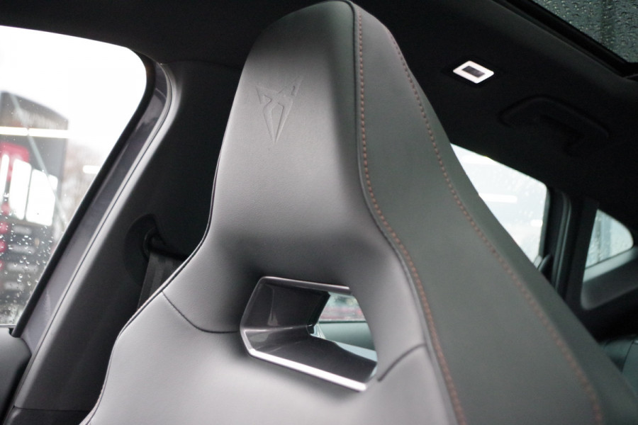 CUPRA Formentor 1.4 e-Hybrid 245 PK VZ Copper Edition PHEV, Panoramadak, Memory, Camera