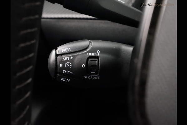 Peugeot 2008 1.2 PureTech Active Pack Luxe (APPLE CARPLAY,CRUISE,PARKEERSENSOREN,LM-VELGEN,COMFORT-STOELEN,LED,TOPCONDITIE)