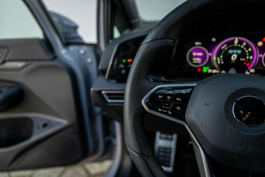 Volkswagen Golf 1.4 eHybrid GTE 245pk Matrix LED mistl. Dyn Light