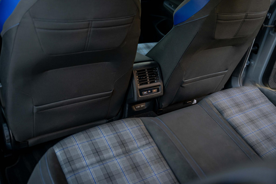 Volkswagen Golf 1.4 eHybrid GTE 245pk Matrix LED mistl. Dyn Light