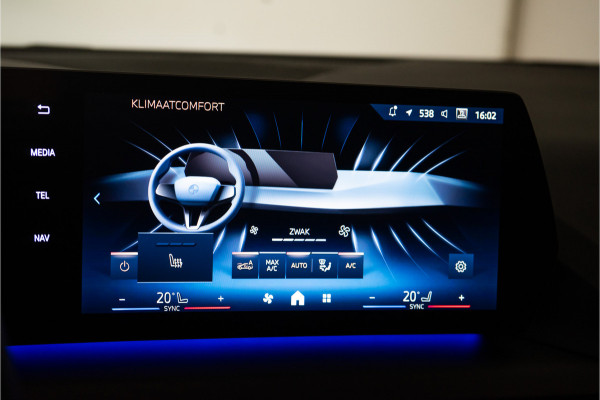 BMW 1-serie 120 Sport Premium 157PK | Facelift | Laser | Carplay | Comfort | Fabrieksgarantie