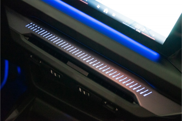 BMW 1-serie 120 Sport Premium 157PK | Facelift | Laser | Carplay | Comfort | Fabrieksgarantie