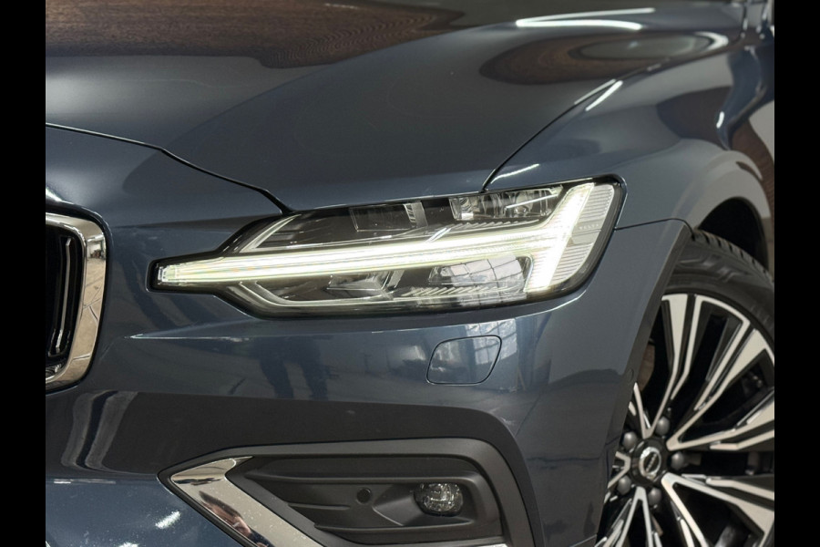 Volvo V60 2.0 B4 Plus Bright | Pano | Standkachel | Trekhaak | Licht-pakket | Harman Kardon | Parkeerassist-pakket | Winter-pakket
