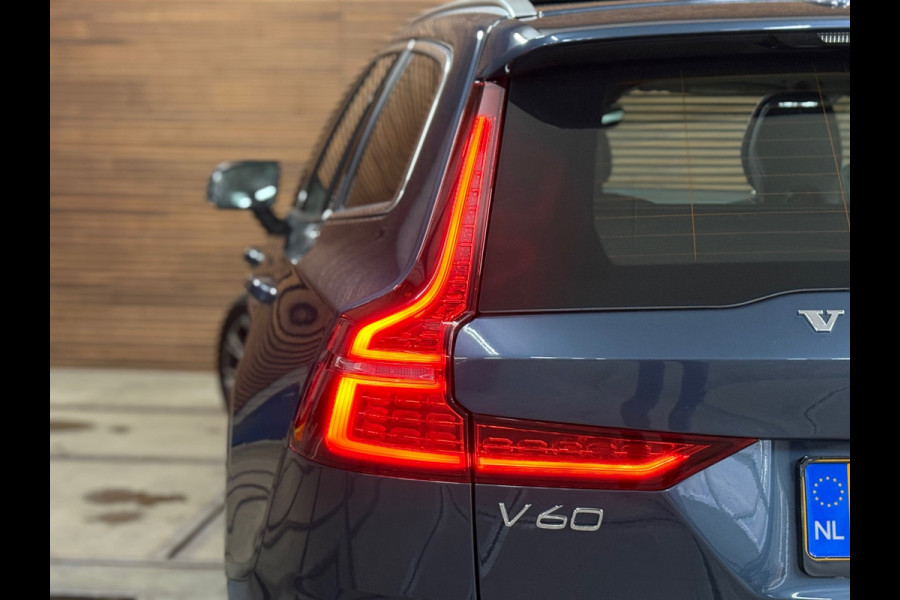 Volvo V60 2.0 B4 Plus Bright | Pano | Standkachel | Trekhaak | Licht-pakket | Harman Kardon | Parkeerassist-pakket | Winter-pakket