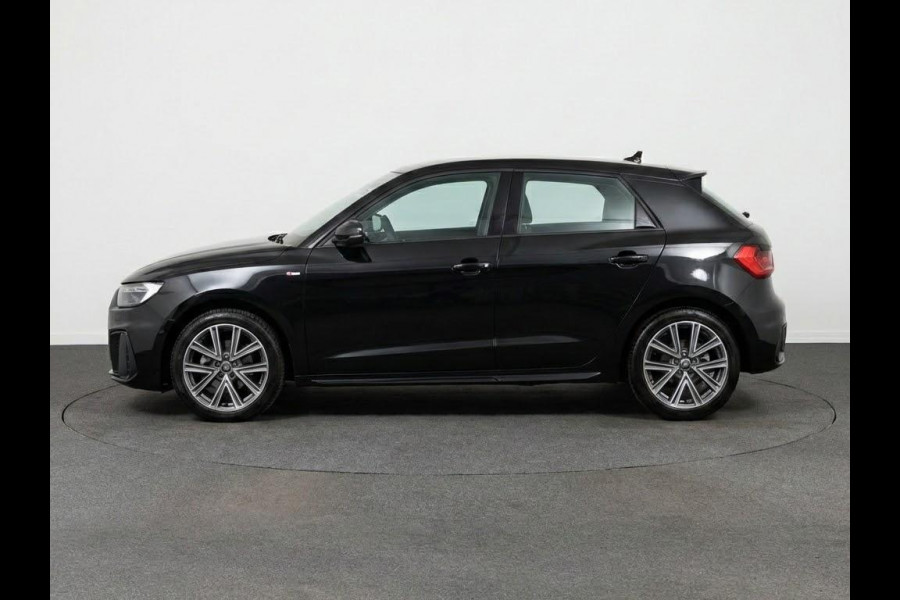 Audi A1 Sportback Advanced edition 25 TFSI 95 pk | Sportstoelen voor | Ledlampen voor en achter | Optiek pakket zwart plus | Buitenspiegels inklapbaar |