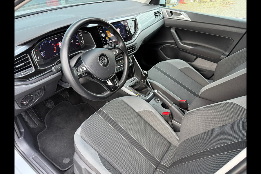 Volkswagen Polo 1.0 TSI Highline - Virt. Cockpit - Navi - Climate - Parkeerhulp v+a - Org.NL