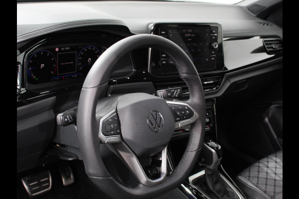 Volkswagen T-Roc 1.5 TSI R-Line+Blackpack | Panoramadak | Climate control | Adaptieve cruise control | Panoramadak | LED | Navigatie | Achteruitrijcamera | Parkeersensoren | Apple Carplay/ Android Auto | Radio