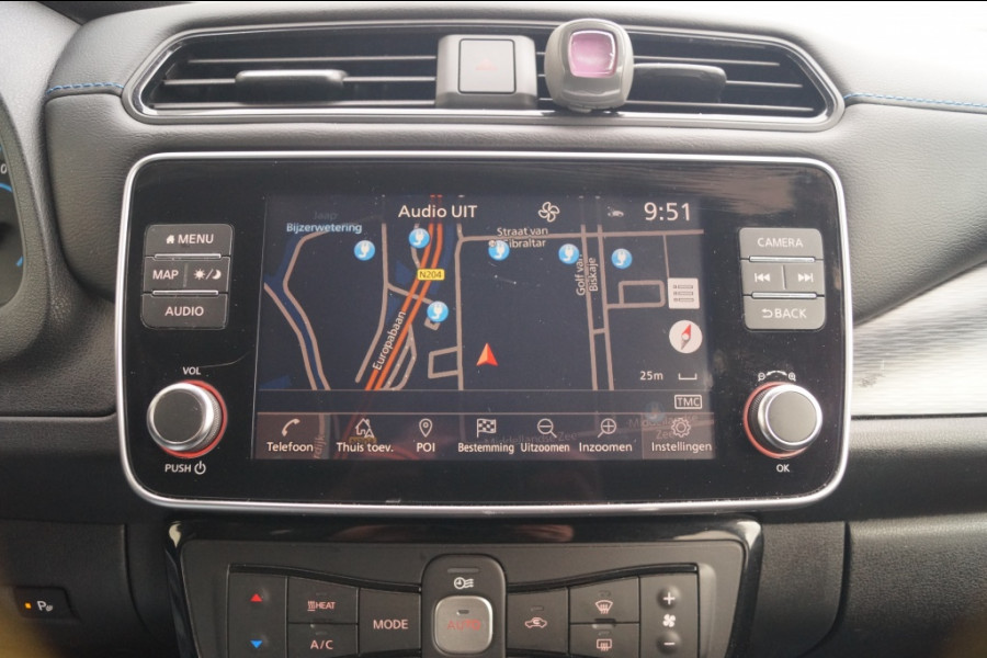 Nissan Leaf N-Connecta 40kWh -SOH90%-NAVI-ECC-PDC-CAM-