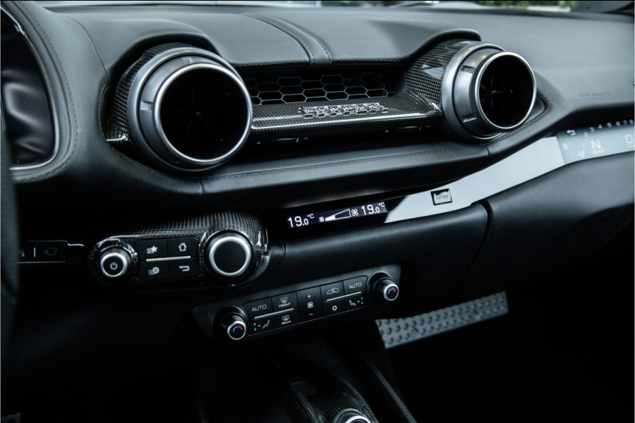 Ferrari 812 6.5 V12 Superfast HELE - Novitec | Nero Daytona | Lift | JBL | Camera | Memory | Stoelverwarming