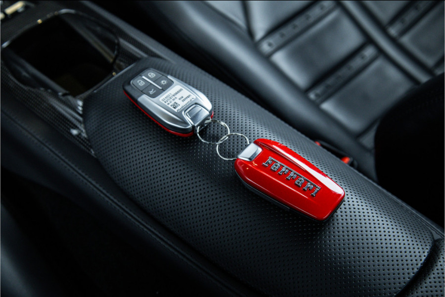 Ferrari 812 6.5 V12 Superfast HELE - Novitec | Nero Daytona | Lift | JBL | Camera | Memory | Stoelverwarming