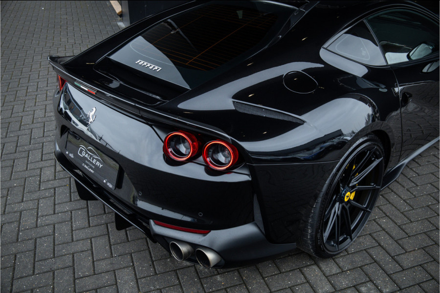 Ferrari 812 6.5 V12 Superfast HELE - Novitec | Nero Daytona | Lift | JBL | Camera | Memory | Stoelverwarming