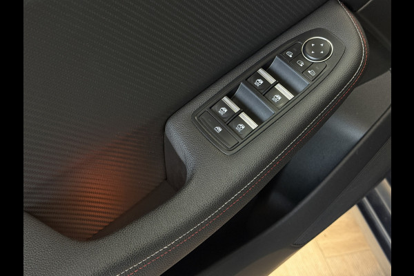 Renault Clio 1.3 TCe 130pk R.S. Line | Groot Navi | Camera | 17" | Led | Carplay | Cruise | PDC  V+A | 100% Onderhouden!