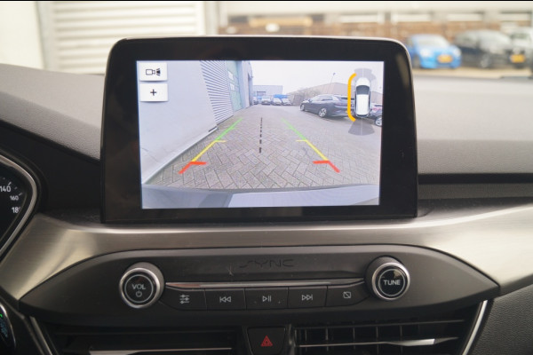 Ford Focus Wagon 1.0 EcoBoost 125pk Automaat Titanium X Business