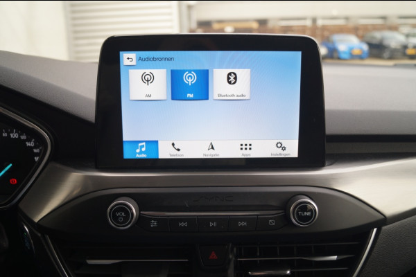 Ford Focus Wagon 1.0 EcoBoost 125pk Automaat Titanium X Business