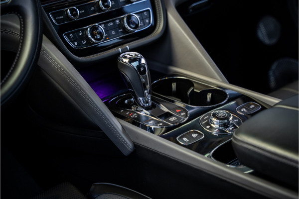 Bentley Bentayga 4.0 V8 S - Panorama | Keramisch | Naim | Luchtvering | 360 Camera