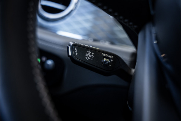 Bentley Bentayga 4.0 V8 S - Panorama | Keramisch | Naim | Luchtvering | 360 Camera