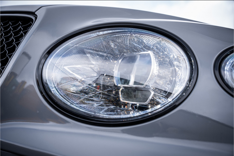 Bentley Bentayga 4.0 V8 S - Panorama | Keramisch | Naim | Luchtvering | 360 Camera