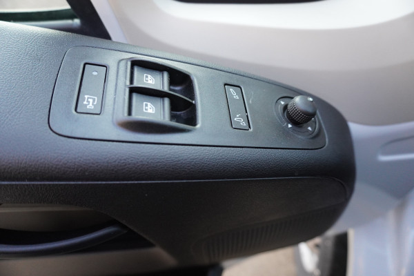 Opel Movano 2.2D 140PK L2H2 nr. V063 | Airco | Cruise | Camera | Navi | Betimmering laadruimte