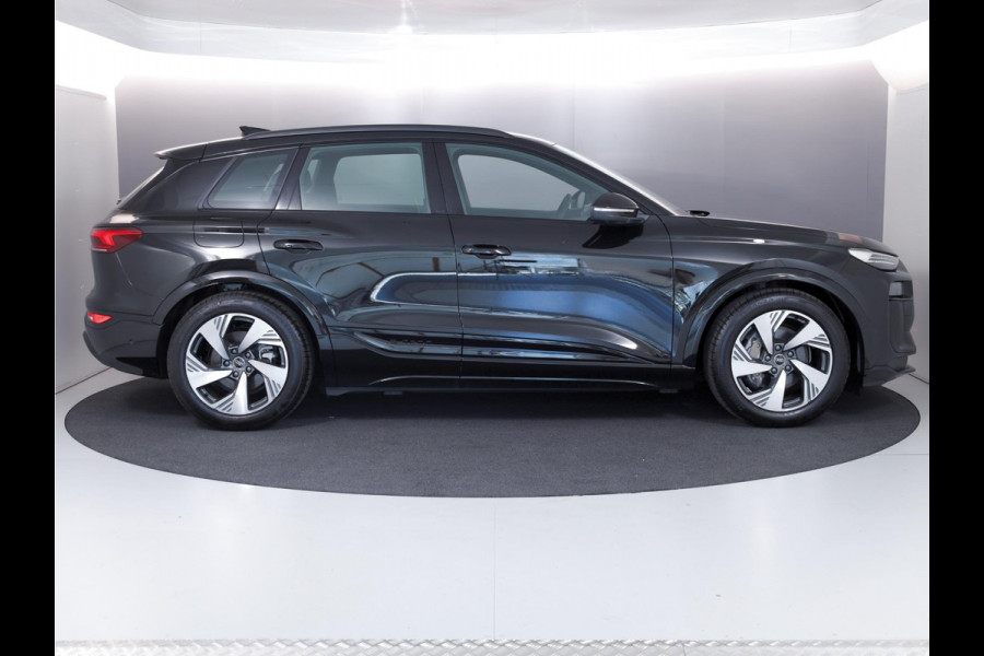 Audi Q6 S Edition e-tron perf 225kW/306pk 100Kwh Hatchback Audi Q6 e-tron S edition performance 100 kWh Omgevingscamera's, adaptive cruise control, ledkoplampen plus, stoelverwarming voor en achter, comfortpakket