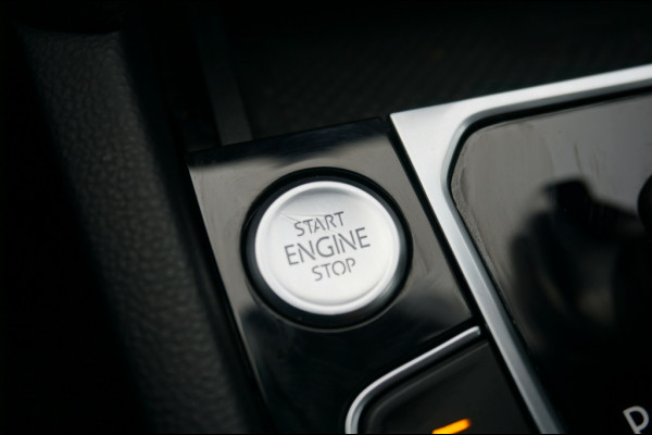 Volkswagen Arteon 218PK PHEV Automaat BSN+ R-line | PANO | TREKHAAK | 360CAMERA |