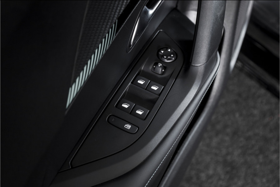 Peugeot 2008 1.2 PureTech 130 PK Allure Pack - Automaat Orig. NL | Dig. Cockpit | Cruise | PDC | Camera | NAV+App. Connect | LED | ECC | LM 17" |