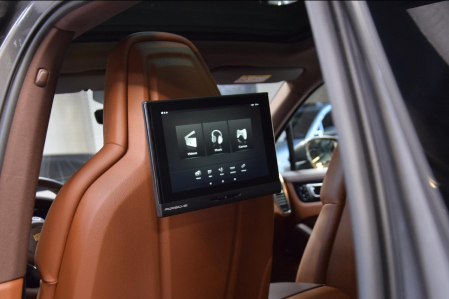 Porsche Cayenne 3.0 E-Hybrid *Nw.Model*Navi|Panoramadak|ACC|Rear Entertainment|Soft-Close|2e Eig.|