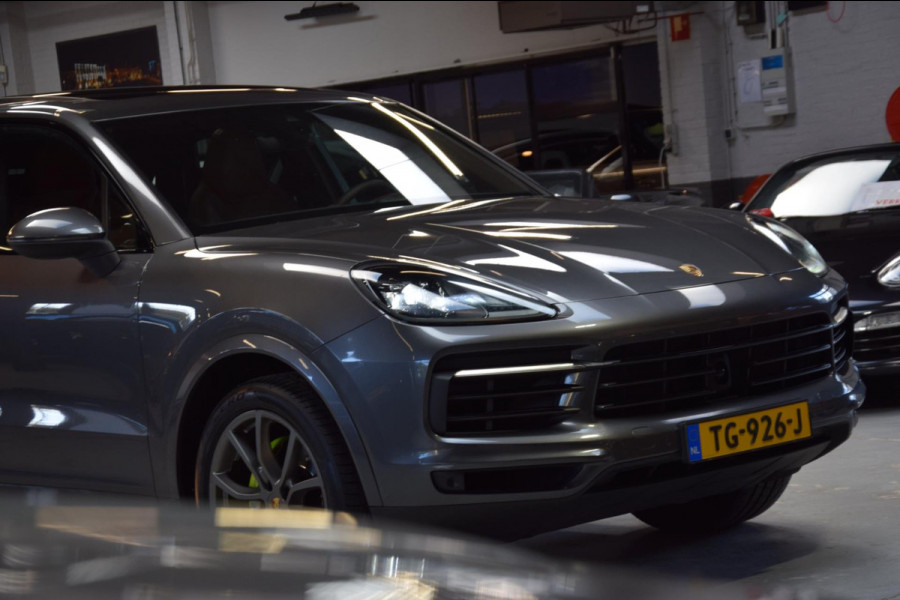 Porsche Cayenne 3.0 E-Hybrid *Nw.Model*Navi|Panoramadak|ACC|Rear Entertainment|Soft-Close|2e Eig.|