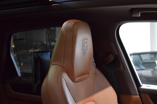 Porsche Cayenne 3.0 E-Hybrid *Nw.Model*Navi|Panoramadak|ACC|Rear Entertainment|Soft-Close|2e Eig.|