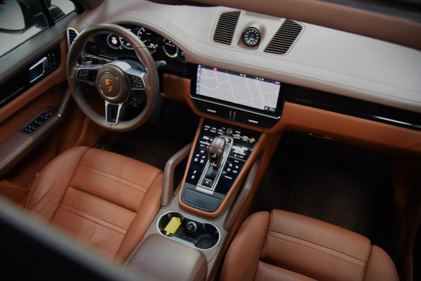 Porsche Cayenne 3.0 E-Hybrid *Nw.Model*Navi|Panoramadak|ACC|Rear Entertainment|Soft-Close|2e Eig.|