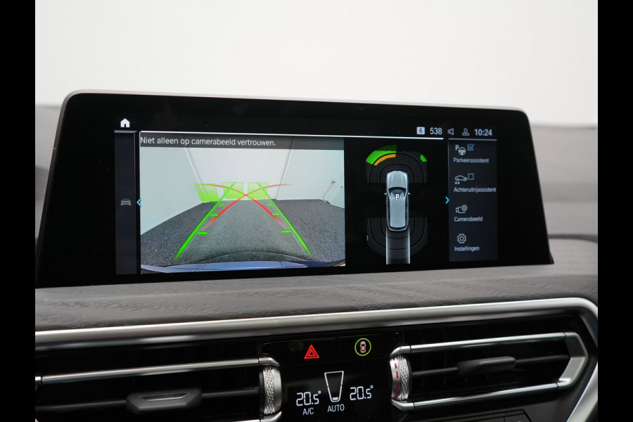 BMW X3 xDrive30e Business Edition Plus Plug In Hybrid 293pk FACELIFT Dealer O.H. PHEV | Trekhaak Af Fabriek | Panodak | Head Up | Adaptive Cruise | Adaptief Onderstel | Lederen Sportstoelen Memory & Ventilatie | Camera | Keyless | Apple Carplay | Navigatie | Virtual | DAB | 21"L.M |