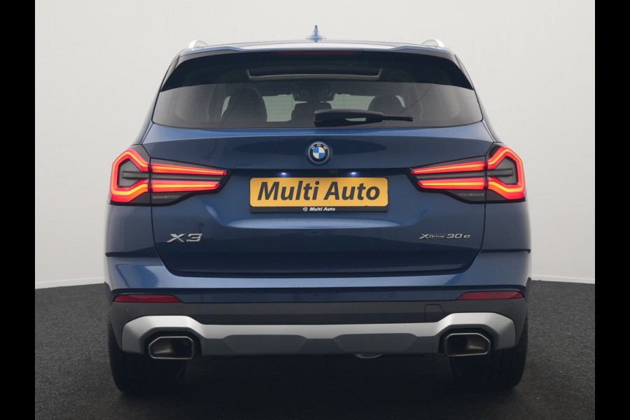 BMW X3 xDrive30e Business Edition Plus Plug In Hybrid 293pk FACELIFT Dealer O.H. PHEV | Trekhaak Af Fabriek | Panodak | Head Up | Adaptive Cruise | Adaptief Onderstel | Lederen Sportstoelen Memory & Ventilatie | Camera | Keyless | Apple Carplay | Navigatie | Virtual | DAB | 21"L.M |