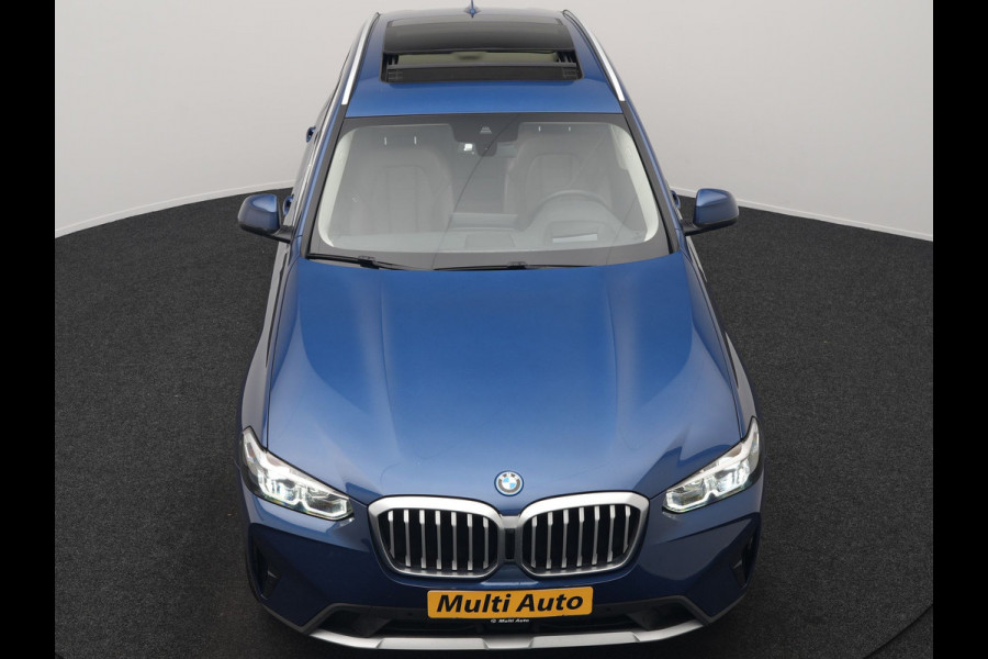 BMW X3 xDrive30e Business Edition Plus Plug In Hybrid 293pk FACELIFT Dealer O.H. PHEV | Trekhaak Af Fabriek | Panodak | Head Up | Adaptive Cruise | Adaptief Onderstel | Lederen Sportstoelen Memory & Ventilatie | Camera | Keyless | Apple Carplay | Navigatie | Virtual | DAB | 21"L.M |
