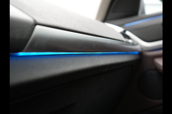 BMW X3 xDrive30e Business Edition Plus Plug In Hybrid 293pk FACELIFT Dealer O.H. PHEV | Trekhaak Af Fabriek | Panodak | Head Up | Adaptive Cruise | Adaptief Onderstel | Lederen Sportstoelen Memory & Ventilatie | Camera | Keyless | Apple Carplay | Navigatie | Virtual | DAB | 21"L.M |