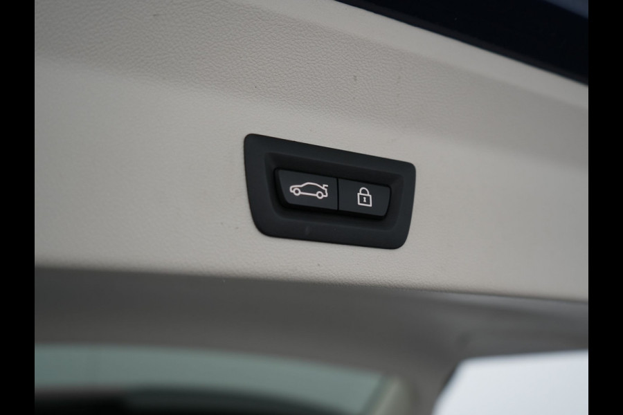 BMW X3 xDrive30e Business Edition Plus Plug In Hybrid 293pk FACELIFT Dealer O.H. PHEV | Trekhaak Af Fabriek | Panodak | Head Up | Adaptive Cruise | Adaptief Onderstel | Lederen Sportstoelen Memory & Ventilatie | Camera | Keyless | Apple Carplay | Navigatie | Virtual | DAB | 21"L.M |