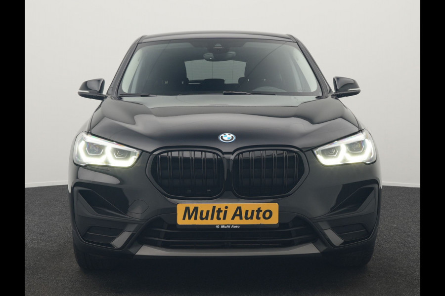 BMW X1 xDrive25e Plug In Hybrid 221pk Dealer O.H. PHEV | Camera | Voorstoelen Verwarmd | LED Koplampen | Cruise Control | Navigatie | DAB |