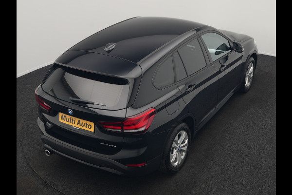 BMW X1 xDrive25e Plug In Hybrid 221pk Dealer O.H. PHEV | Camera | Voorstoelen Verwarmd | LED Koplampen | Cruise Control | Navigatie | DAB |