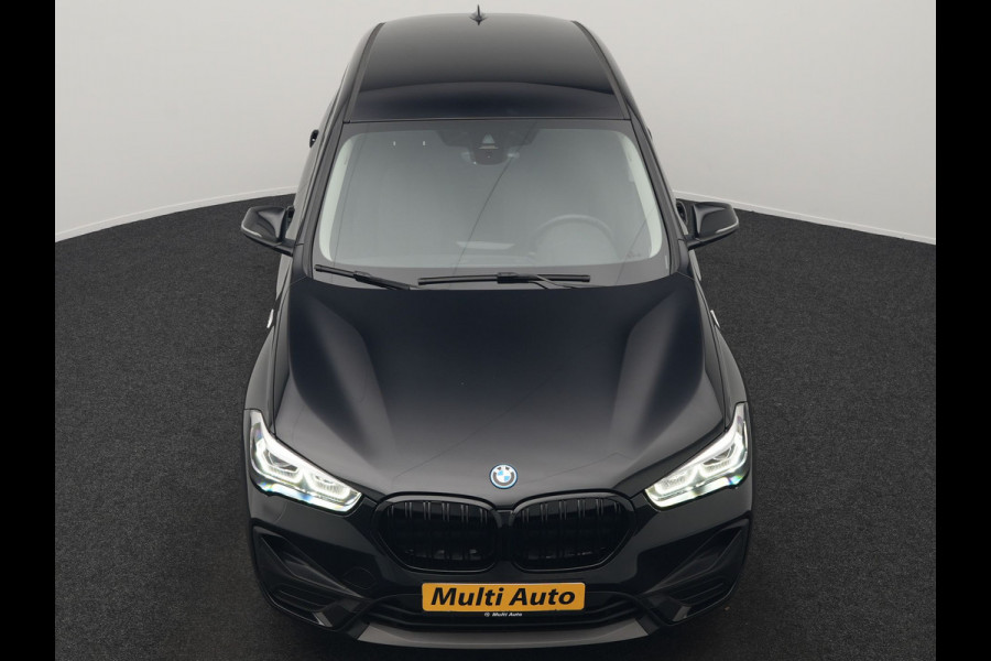 BMW X1 xDrive25e Plug In Hybrid 221pk Dealer O.H. PHEV | Camera | Voorstoelen Verwarmd | LED Koplampen | Cruise Control | Navigatie | DAB |