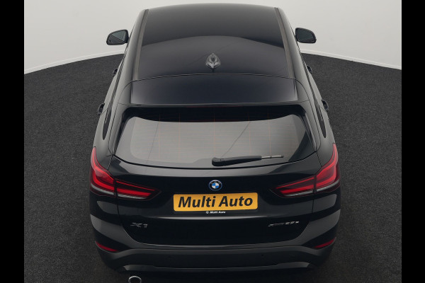 BMW X1 xDrive25e Plug In Hybrid 221pk Dealer O.H. PHEV | Camera | Voorstoelen Verwarmd | LED Koplampen | Cruise Control | Navigatie | DAB |